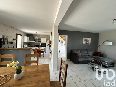 House at Vineuil (41350) — 3/30