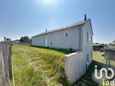 Maison à Créances (50710)