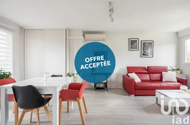 Apartment at Grenoble (38100)