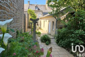 Maison traditionnelle à Saint-Georges-de-Reintembault (35420)