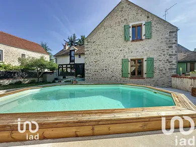 House at Cerny (91590)