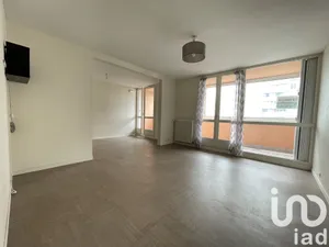 Appartement à Saint-Pierre-des-Corps (37700)