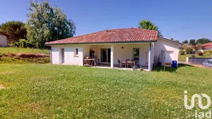 Maison à Pouillon (40350)