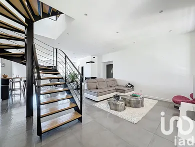 Apartment at Le Puy-en-Velay (43000)