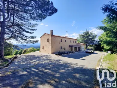 Maison à Tanneron (83440)