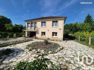 Maison de village à Condat-sur-Vézère (24570)
