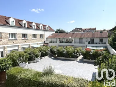 Duplex à Maisons-Alfort (94700)