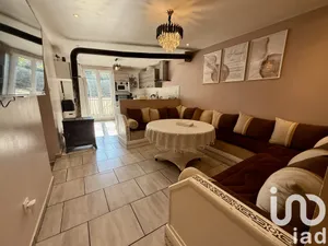 Townhouse in Carpentras (84200)