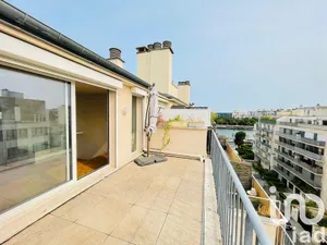 Duplex at Courbevoie (92400)