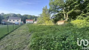 Building plot at Le Mesnil-Saint-Denis (78320)