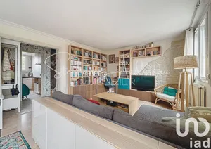 Apartment at Villejuif (94800)