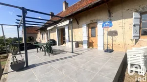 Park home at Vitry-sur-Loire (71140)