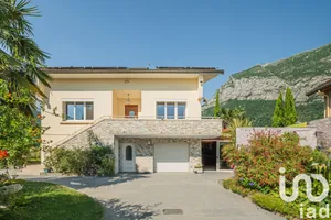 Maison à Saint-Égrève (38120)