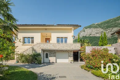 Maison à Saint-Égrève (38120)