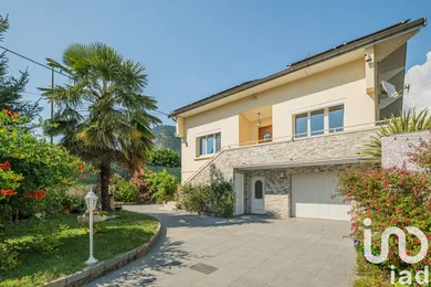 Maison à Saint-Égrève (38120)