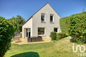 House at Évecquemont (78740)