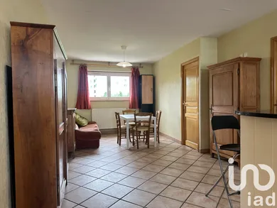 Apartment in Grenoble (38100)