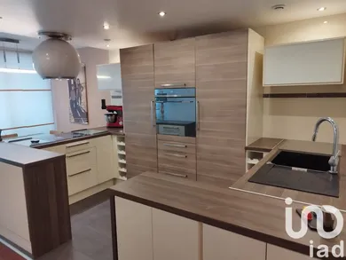 Appartement à Villeneuve-la-Garenne (92390)