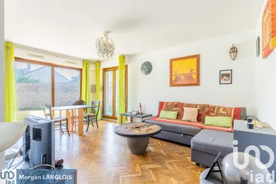 Apartment at Évry (91000)