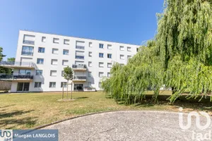 Appartement à Évry (91000)