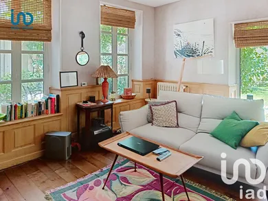 House at Coulon (79510)