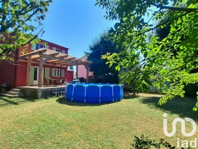 Maison traditionnelle à Camps-la-Source (83170)