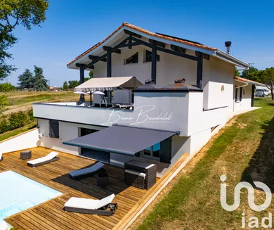 House at Créon (33670)