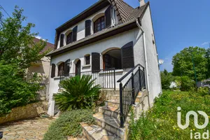 Maison traditionnelle à Gagny (93220)