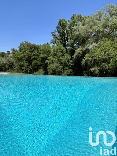 Demeure à Meyreuil (13590)