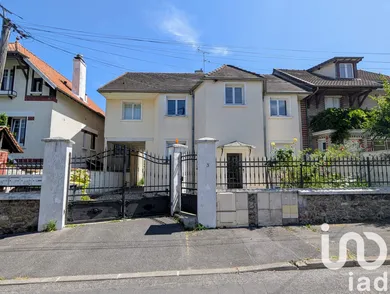 Apartment at Ézanville (95460)