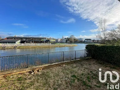 Apartment at Sens (89100)