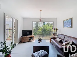 Appartement à Volx (04130)