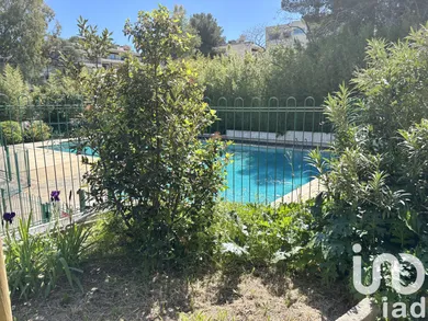Appartement à Toulon (83000)