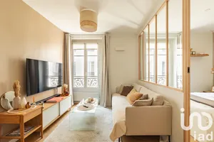 Apartment at Paris (75017)