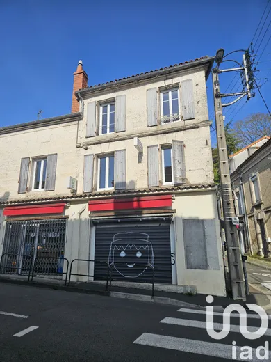Building in Angoulême (16000)