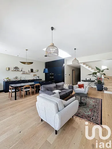 Townhouse in Pessac (33600)