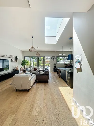 Townhouse in Pessac (33600)