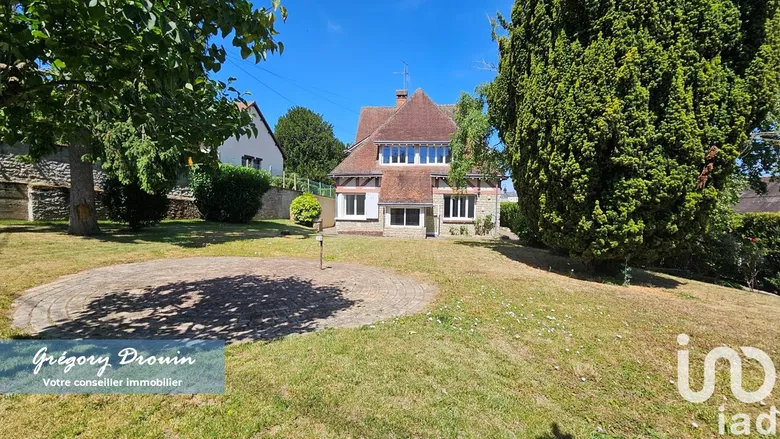 Maison 8 pièces 258 m² · à Pithiviers · 258 m² · 329 900 €