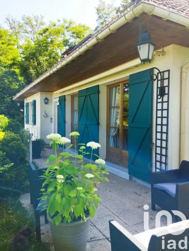 House at Angicourt (60940)