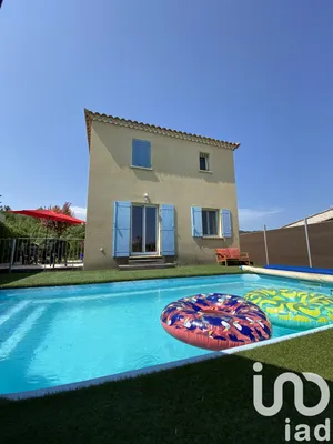 Maison traditionnelle à Clarensac (30870)