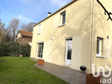 Maison traditionnelle à Soisy-sur-Seine (91450)