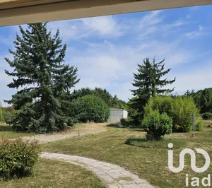 Terrain à bâtir à Armeau (89500)