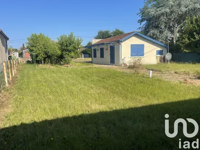 Building plot at Gujan-Mestras (33470)