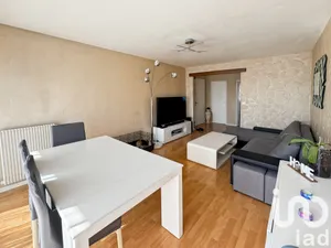 Apartment at Saint-Michel-sur-Orge (91240)