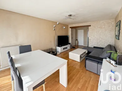 Apartment at Saint-Michel-sur-Orge (91240)