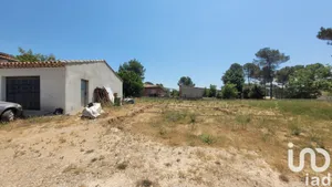 Building plot at Fox-Amphoux (83670)