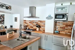 Appartement à Saint-Martin-du-Tertre (89100)