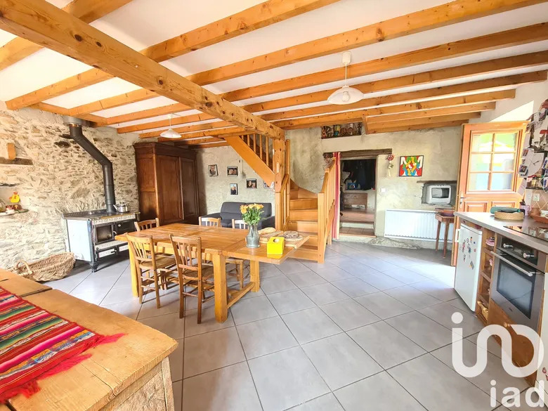 Maison 8 pièces 189 m² · à Crêts en Belledonne · 189 m² · 415 000 €