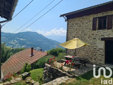Village house at Crêts en Belledonne (38830)