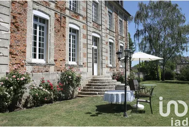Mansion at Beaulieu-les-Fontaines (60310)